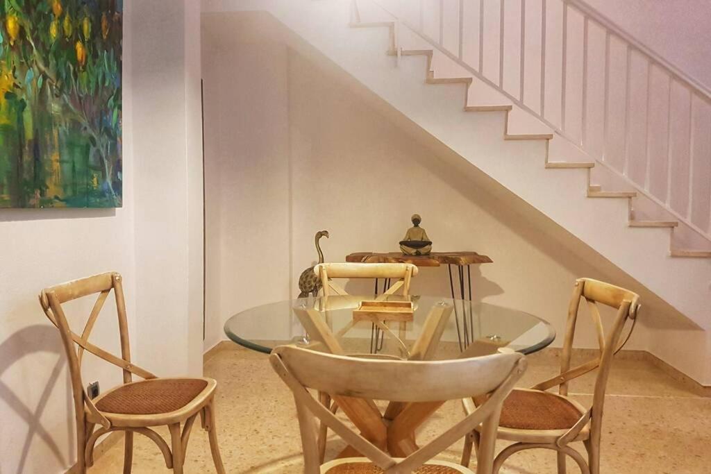 El Patio De San Bernardo Apartment Севиля Екстериор снимка