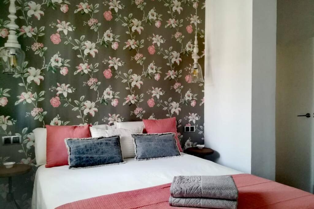 El Patio De San Bernardo Apartment Севиля Екстериор снимка