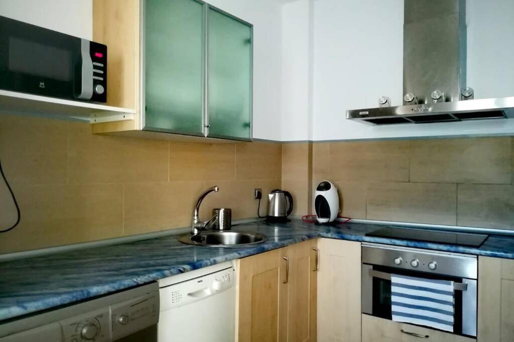 El Patio De San Bernardo Apartment Севиля Екстериор снимка