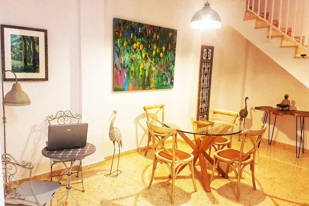El Patio De San Bernardo Apartment Севиля Екстериор снимка